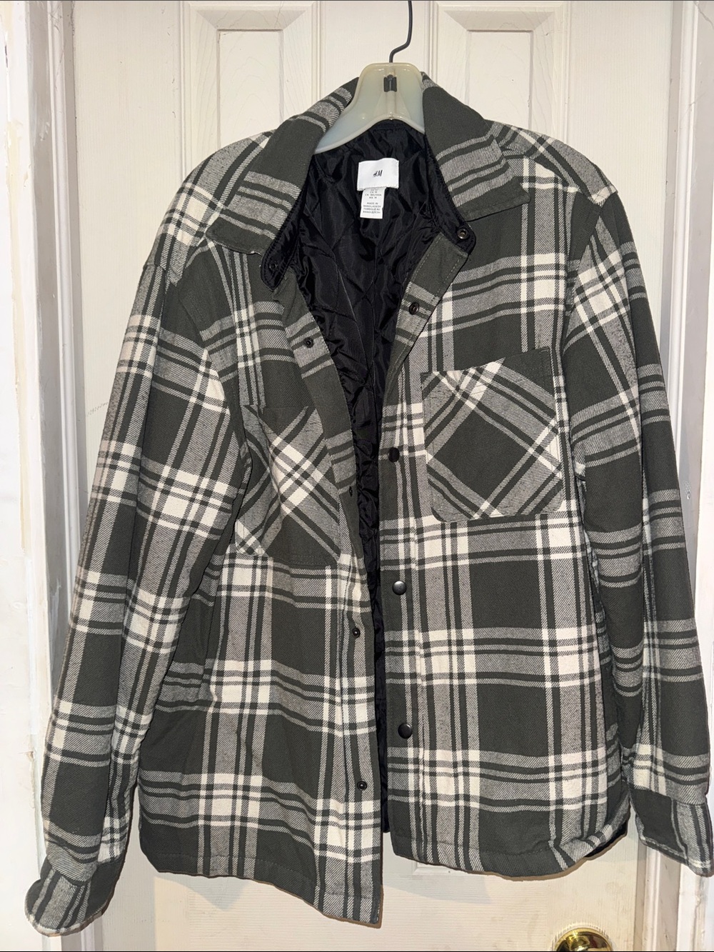 H&M Gray & White Plaid Quilted Shirt Jacket
